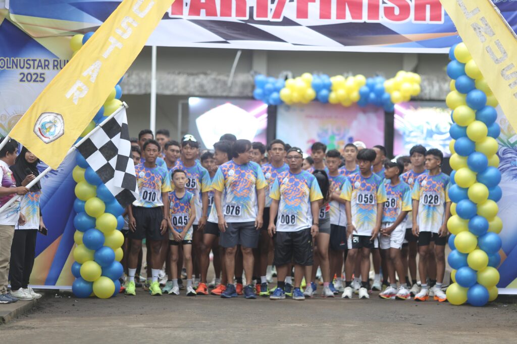 Peserta Meriahkan Fun Run 5 Km Polnustar dalam Rangka Dies Natalis  ke-19 Bertema “Polnustar Berdampak”